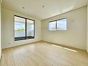 バルコニーサイドのお部屋で採光・風通りも良好