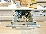 家事負担軽減の食器洗浄乾燥機付きで家事効率アップ