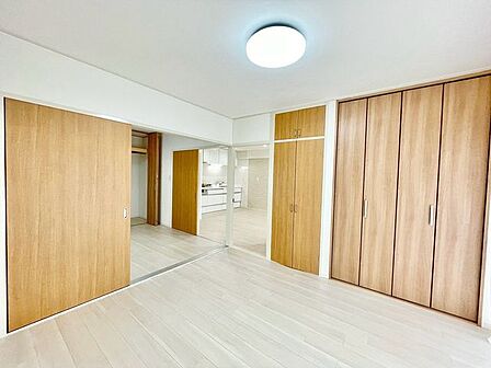 プライベートスペースでのんびり過ごせるお部屋