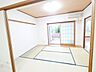 室内：プライベートスペースでのんびり過ごせるお部屋