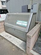 ゴミストッカ―