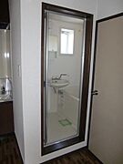 換気に優れた窓付き浴室