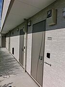 エントランス共用部分の廊下です