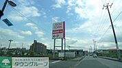 カスミフードスクエアイオンタウン木更津朝日店 徒歩26分。 2040m