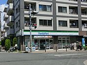 ファミリーマート幕張本郷一丁目店 1033m