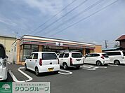 セブンイレブン 徒歩3分。コンビニ 190m