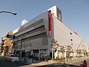 西友 195m