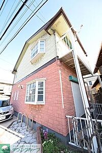 外観:屋根・外壁の塗料は高性能塗料を採用しております 外観:屋根・外壁の塗料は高性能塗料を採用しております