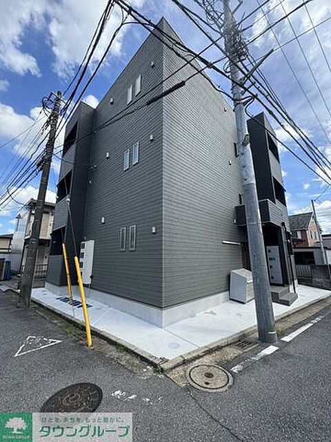 6 / 28