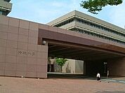 私立法政大学経済学部 徒歩153分。 12170m