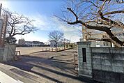 三芳町立三芳東中学校 1120m