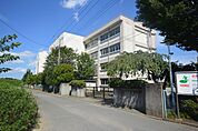朝霞市立朝霞第五中学校 徒歩13分。 970m