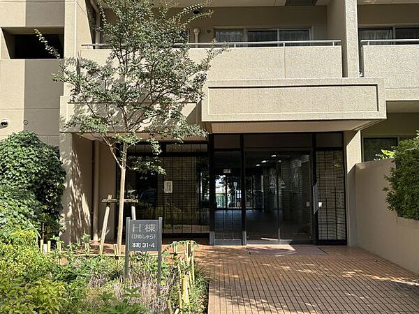 エントランスを拡大表示