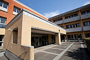 世田谷区立玉川中学校（1041m）