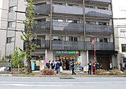 マルエツ プチ 南青山七丁目店（447m）
