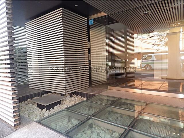 13 / 30