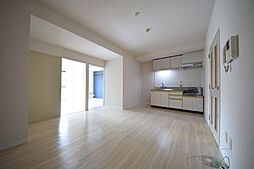 シャルムベルシー 110 1階3LDKのリビング/ダイニング