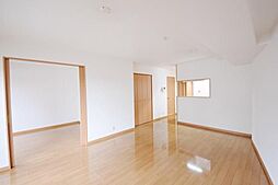 ミルキーウェイ 202 2階2LDKのリビング/ダイニング