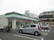 ファミリーマート北野駅前通り店 218m
