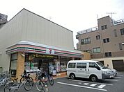 セブンイレブン 90m