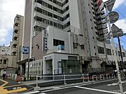 根岸図書館 220m