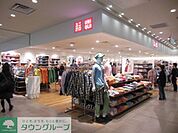 ユニクロ武蔵小杉東急スクエア店 徒歩17分。ショッピングセンター 1310m
