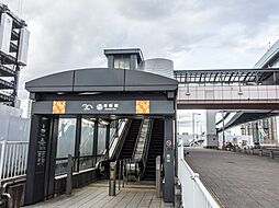 有明駅(ゆりかもめ臨海線) 徒歩7分。 530m