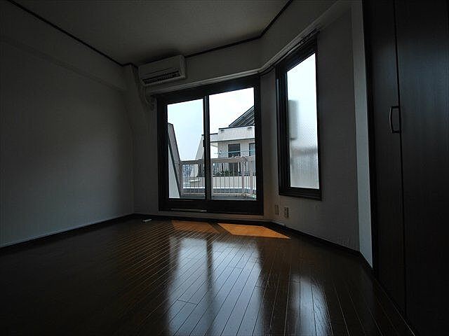 寝室