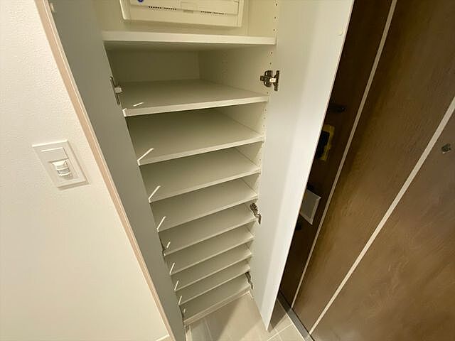 収納