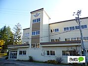 中学校「上田市立第五中学校まで2579m」