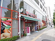 まいばすけっと 千住大橋駅北店（58m）