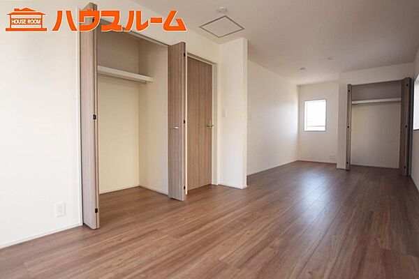 洋室を拡大表示
