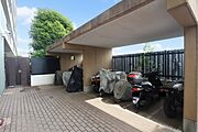 バイク置場