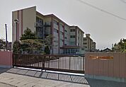 第二中学校　1405m　徒歩18分
