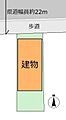 建物裏手には月...