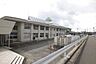 周辺：仙台市立泉松陵小学校（徒歩21分） 1602m