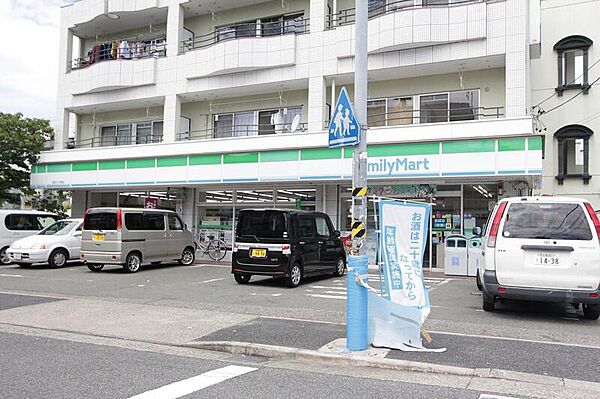 画像20:ファミリーマート成田かの里店 381m