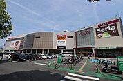 イオン熱田店 915m