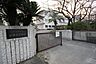 周辺：名古屋市立伊勢山中学校 838m