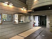 フロント