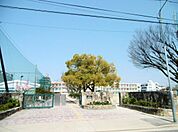 名古屋市立北陵中学校（650m）