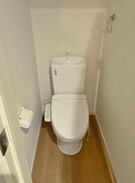 トイレを拡大表示