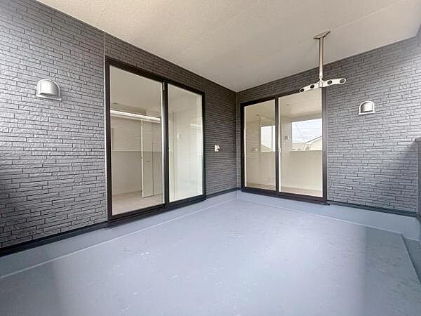 バルコニーを拡大表示