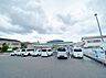 周辺：ファミリーマート 楠あじま三丁目店（600m）