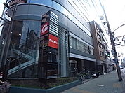 千葉銀行柏支店（557m）