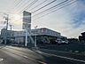 周辺：ウエルシア 流山向小金店（218m）