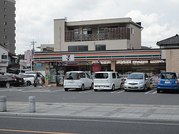 画像18:セブンイレブン栃木駅前通り店まで659m