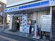 ローソン 小山駅東店（353m）