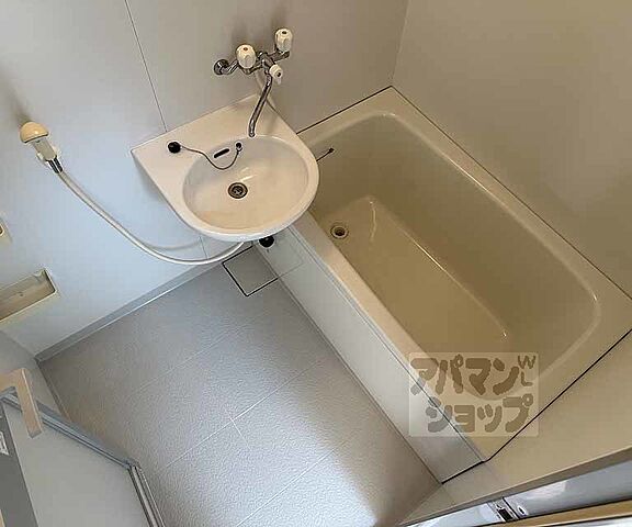 浴室