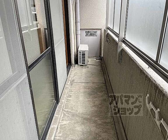 バルコニー